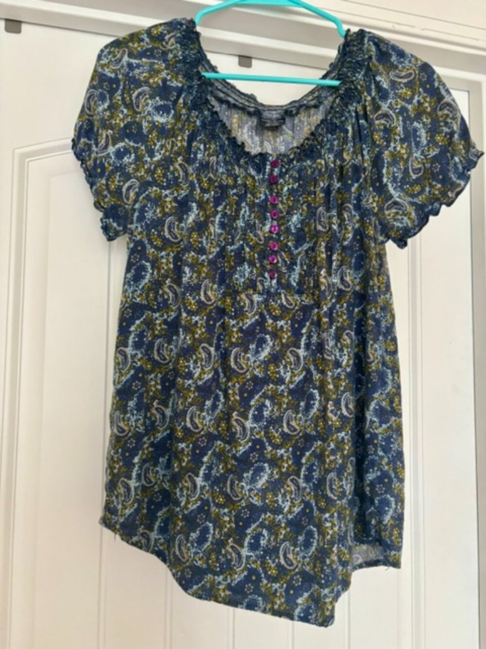 Faded Glory paisley blouse